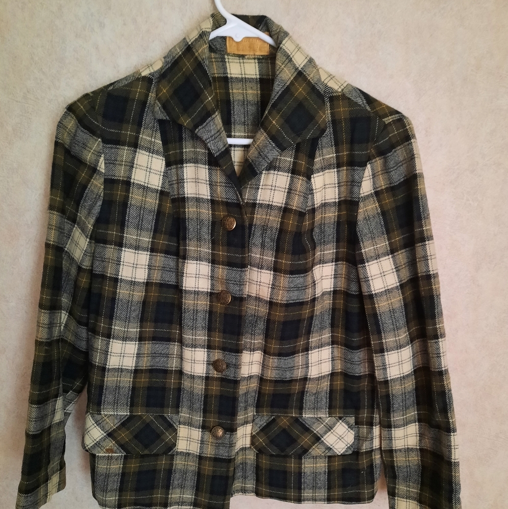 VINTAGE PENDLETON 100% Virgin wool Womens  jacket size 4/6
